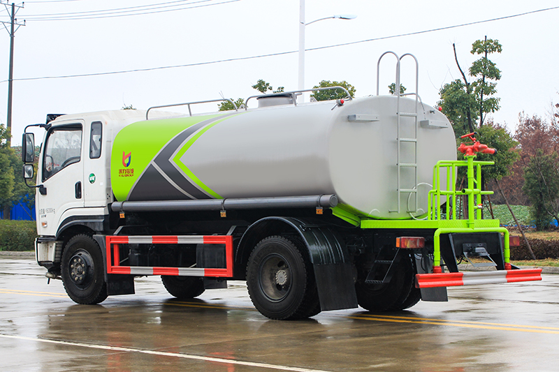 東風(fēng)專(zhuān)底D1L灑水車(chē)（12.3方）