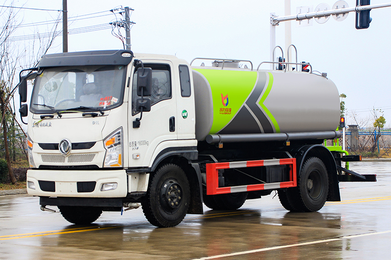 東風(fēng)專(zhuān)底D1L灑水車(chē)（12.3方）