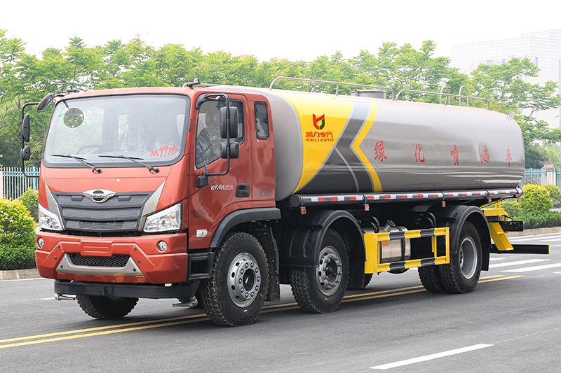 福田時(shí)代領(lǐng)航ES5灑水車（小三軸）（20方（選裝30米霧炮）