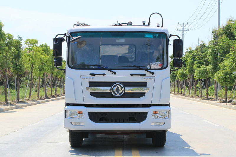 東風(fēng)D9壓縮式垃圾車(chē)（10方  13方  18方）