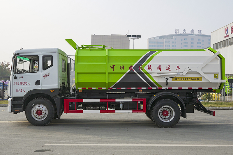 東風(fēng)D9側(cè)裝掛桶垃圾車（15方）