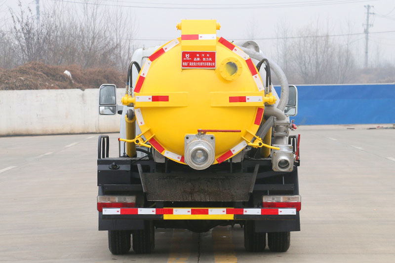 東風(fēng)途逸吸污車（2方)