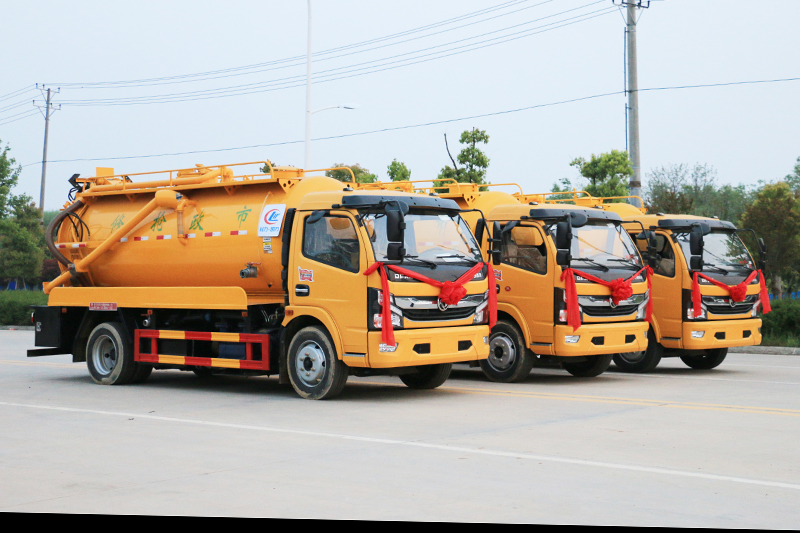 東風(fēng)大多利卡清洗吸污車(chē)（一體罐）（清水 污水9.5方）