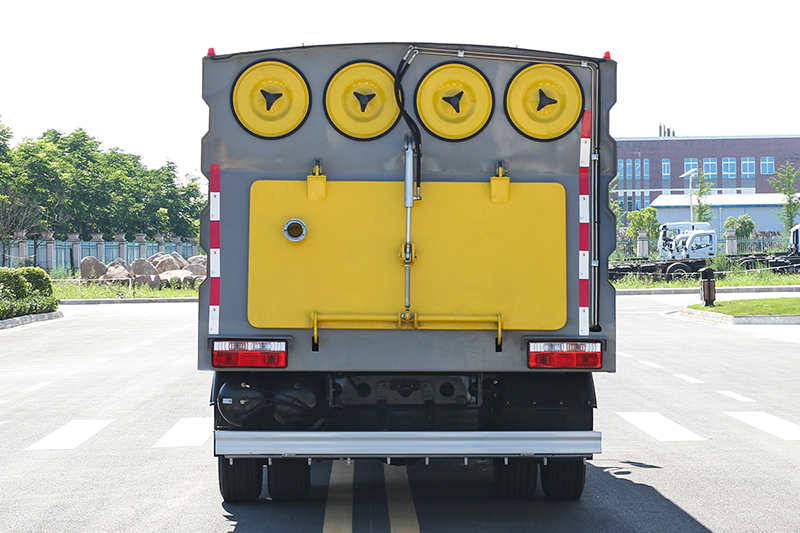 東風(fēng)大多利卡吸塵車（1.5水6塵）