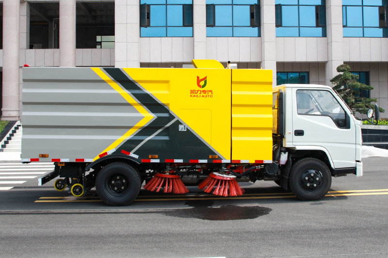 江鈴順達(dá)掃路車（1.5水4塵）