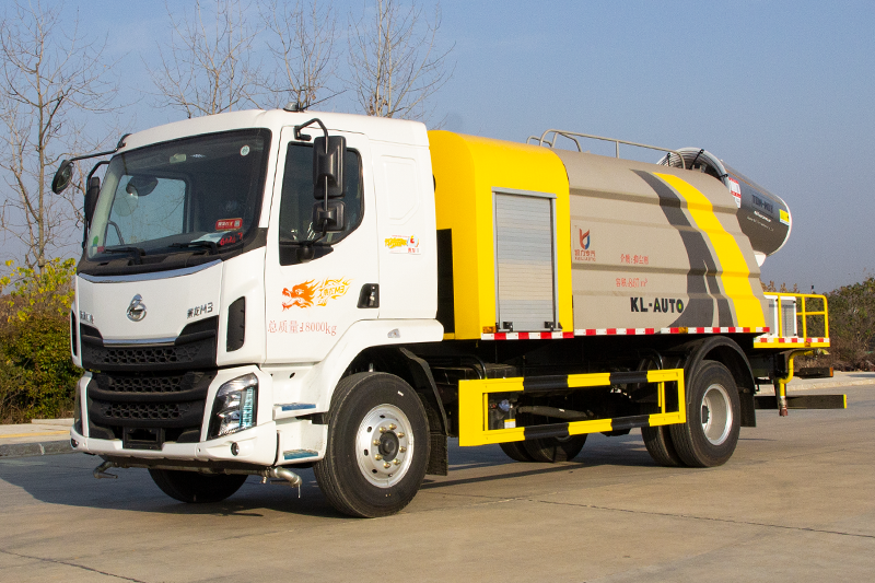 東風(fēng)柳汽乘龍M3多功能抑塵車(chē)（12.5方）（60~100米霧炮）