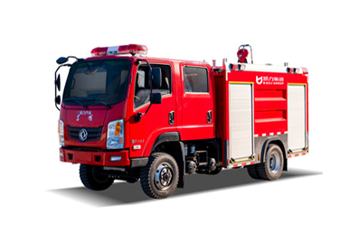 隨專四驅(qū)水罐消防車