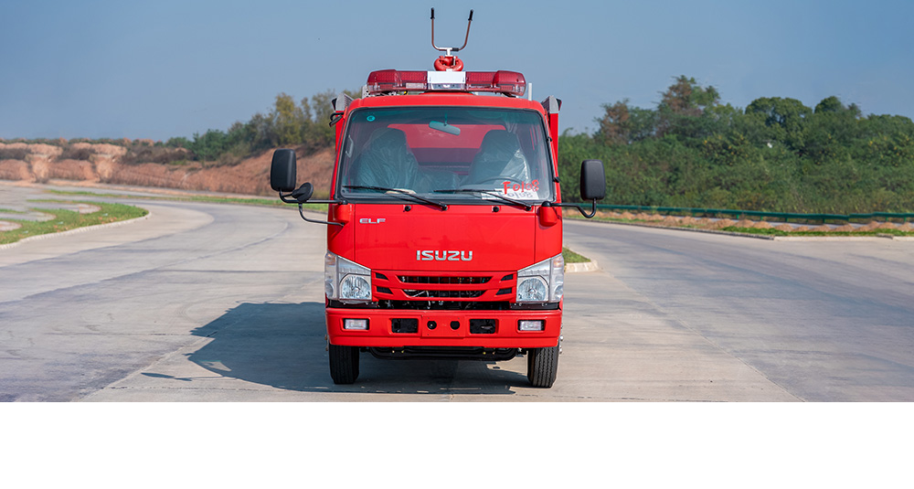 五十鈴700P內(nèi)藏水罐消防車圖7