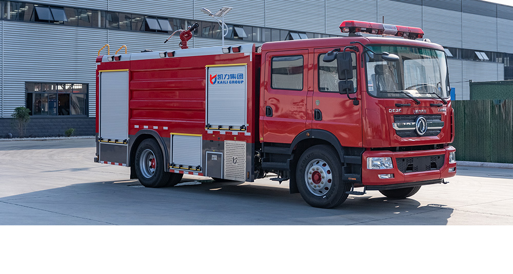東風(fēng)D9外露水罐消防車圖5