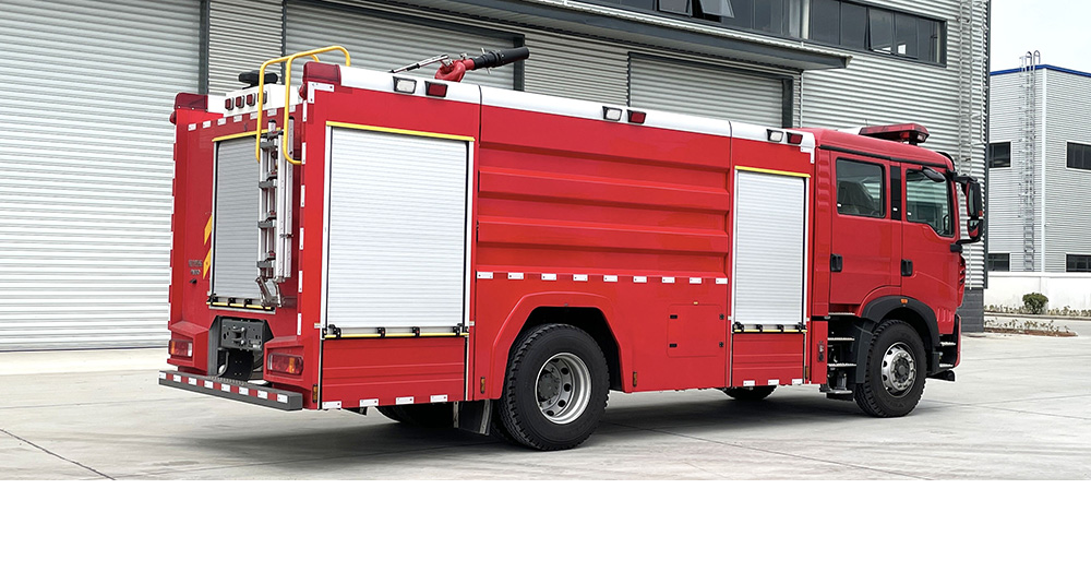 豪沃單橋外露水罐消防車(chē)圖4