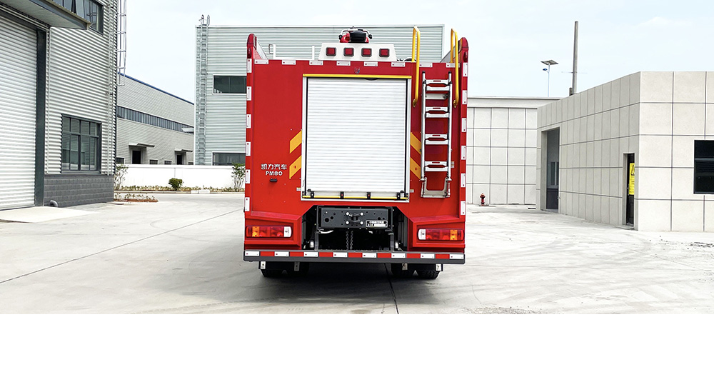豪沃單橋外露水罐消防車(chē)圖6