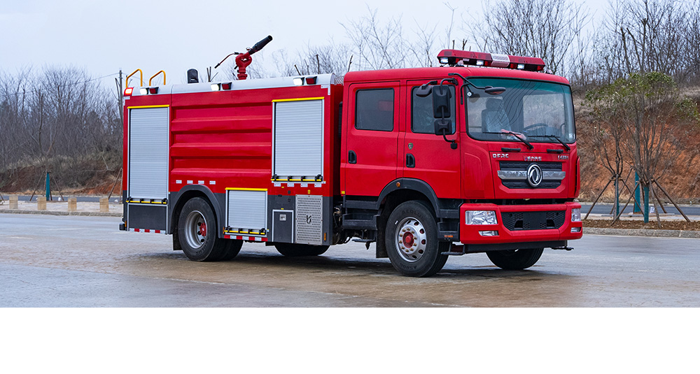 東風(fēng)D9泡沫消防車圖7
