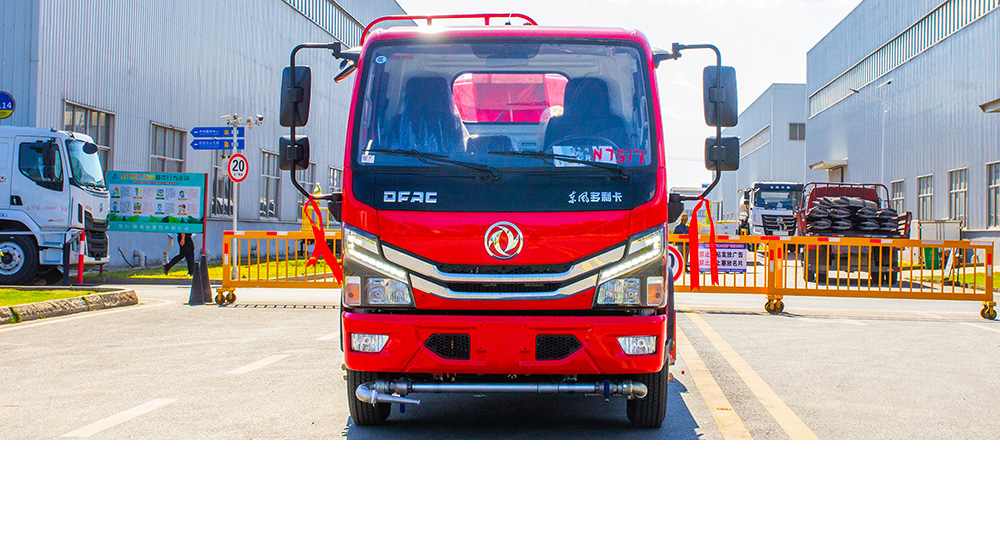 東風小多利卡消防灑水車圖8