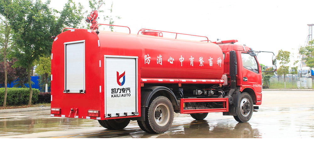 東風(fēng)大多利卡消防灑水車圖3