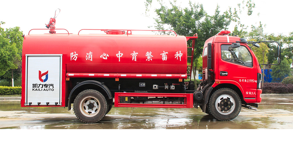東風(fēng)大多利卡消防灑水車圖4