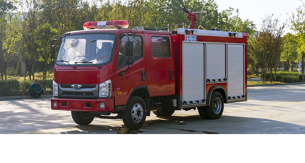 福田領(lǐng)航消防灑水車圖1