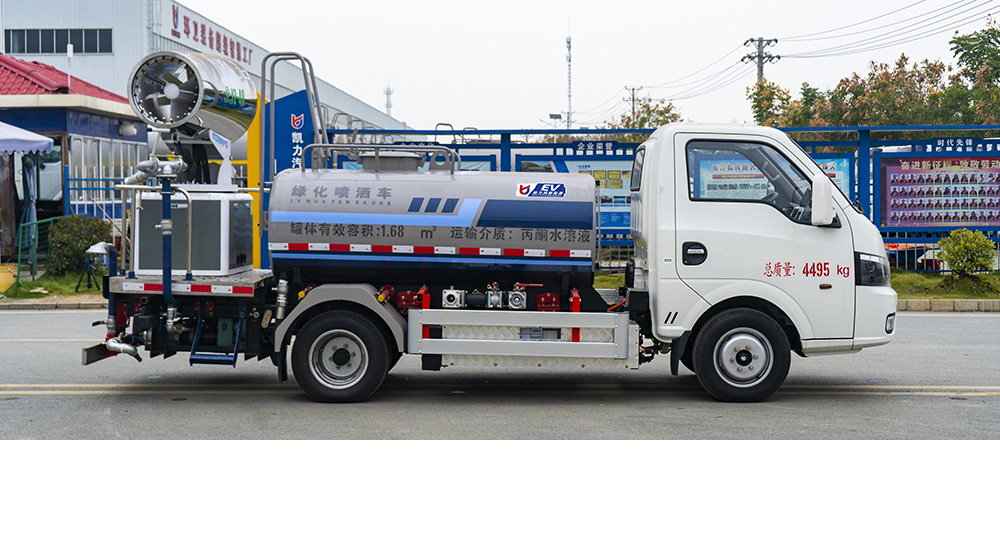 東風(fēng)華神純電綠化噴灑車圖3