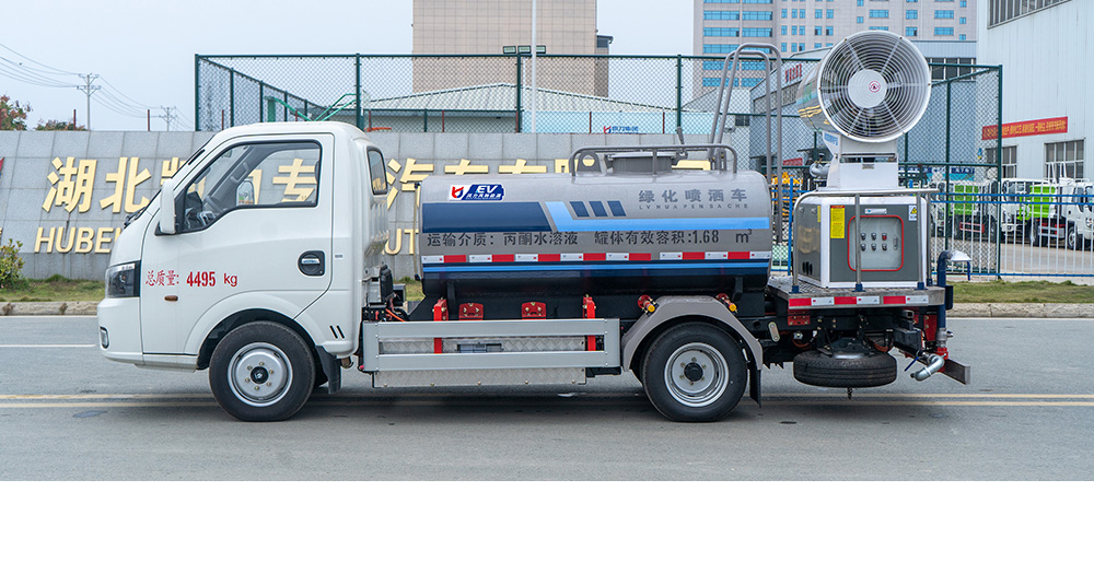 東風(fēng)華神純電綠化噴灑車圖4
