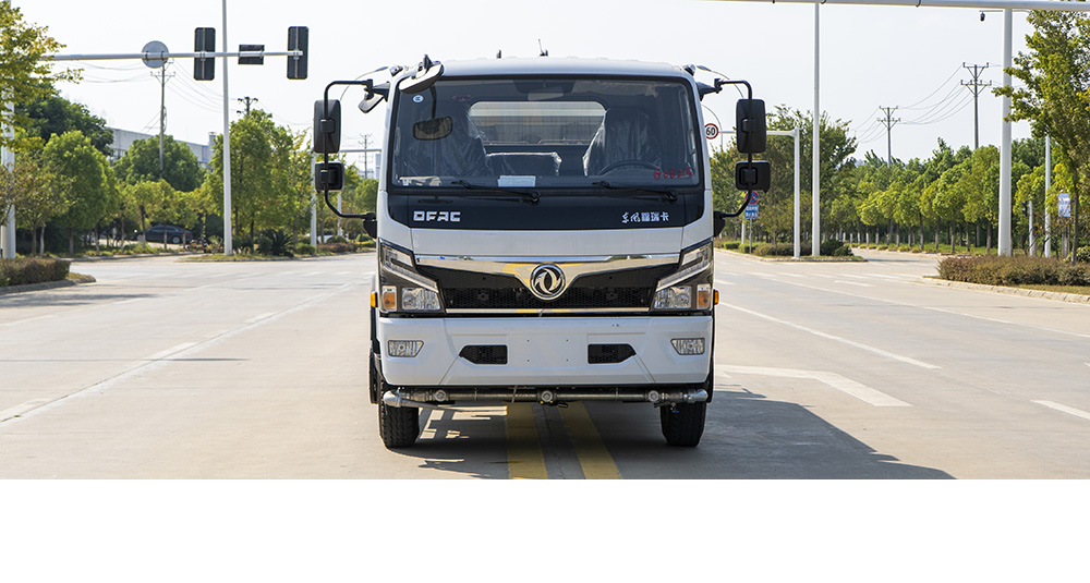 東風(fēng)福瑞卡混動(dòng)綠化噴灑車圖7