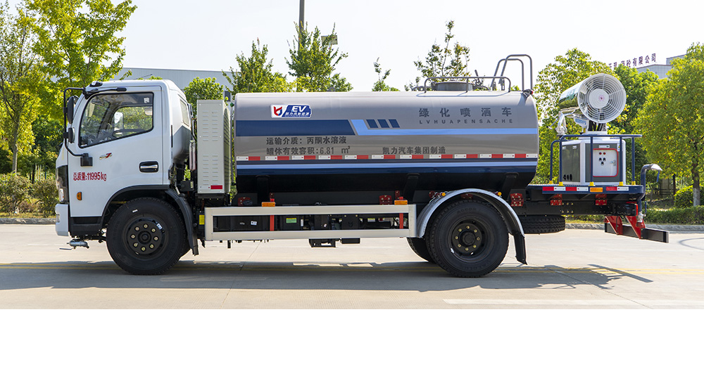 東風(fēng)福瑞卡混動(dòng)綠化噴灑車圖4
