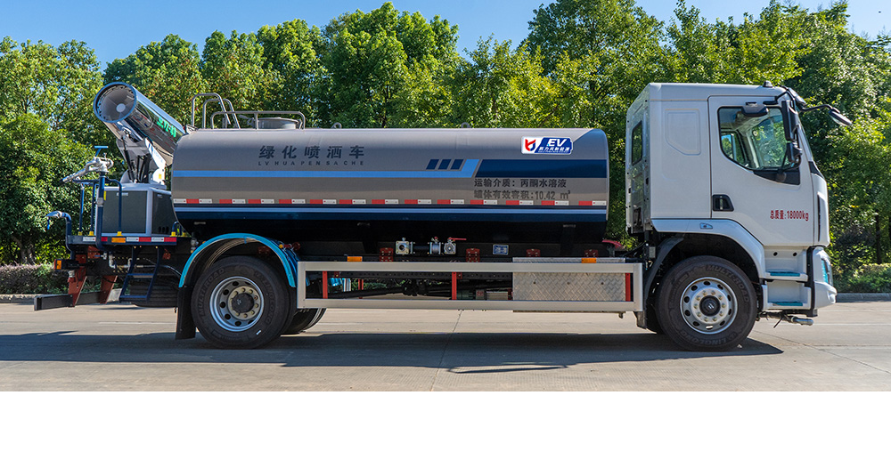 東風(fēng)柳汽M3純電綠化噴灑車圖3