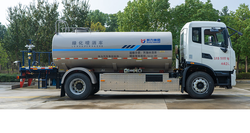 東風(fēng)天錦純電綠化噴灑車圖3