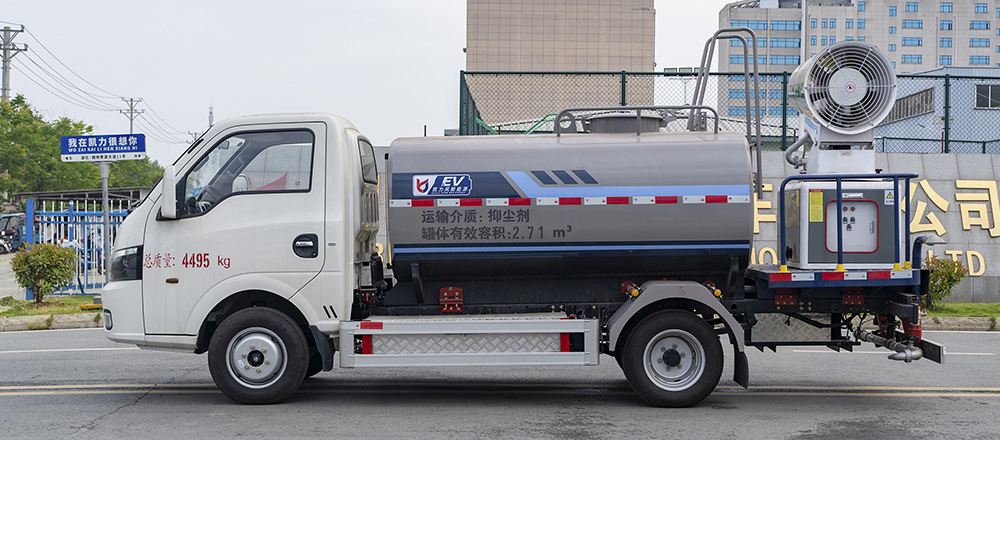 東風(fēng)華神純電多功能抑塵車圖6