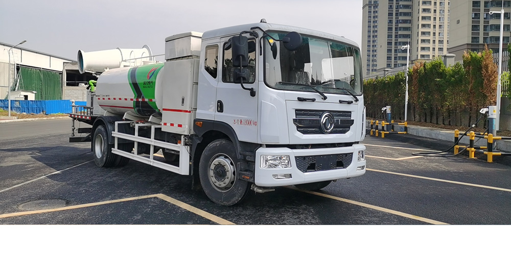 東風D9純電多功能抑塵車圖1