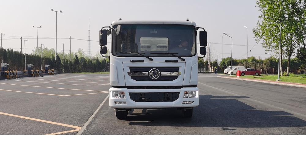 東風D9純電多功能抑塵車圖5