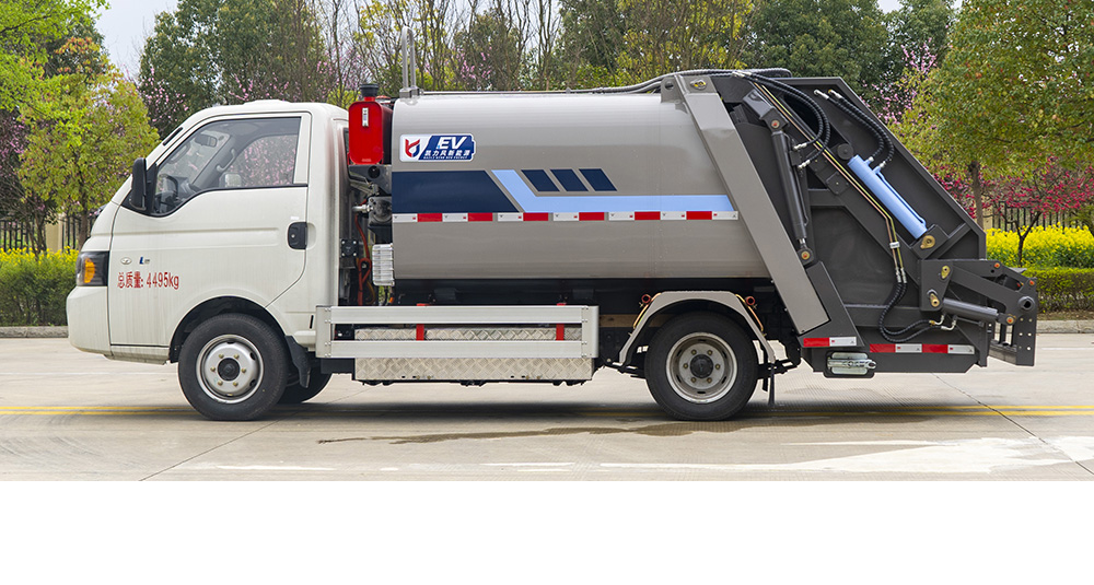 江淮凱達(dá)i3純電動(dòng)壓縮式垃圾車圖4