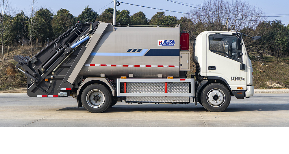 江淮帥鈴純電動(dòng)壓縮式垃圾車(chē)圖3