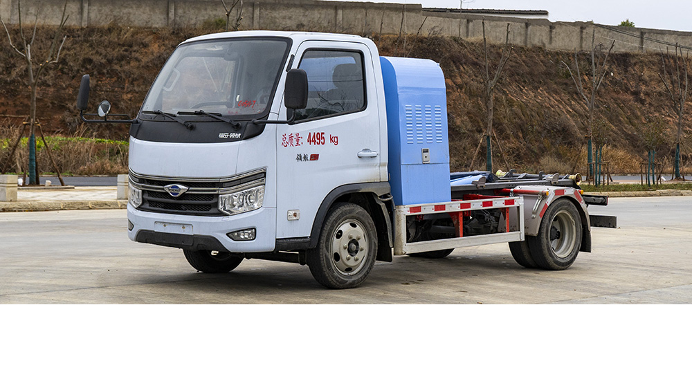福田領(lǐng)航S1純電車廂可卸式垃圾車圖2