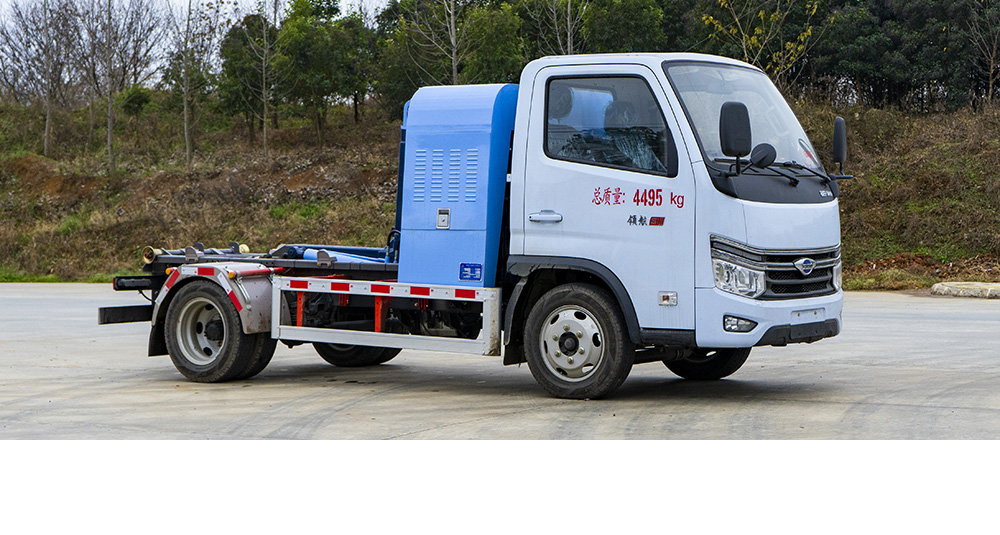 福田領(lǐng)航S1純電車廂可卸式垃圾車圖1