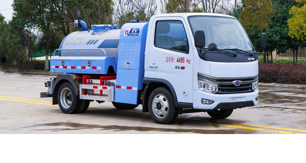 福田領(lǐng)航S1純電吸糞車圖1