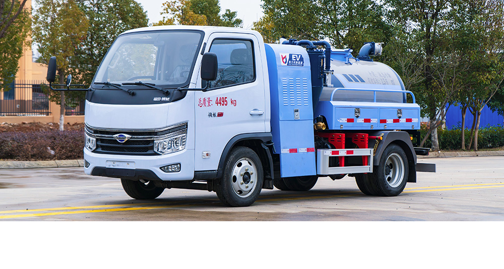 福田領(lǐng)航S1純電吸糞車圖2