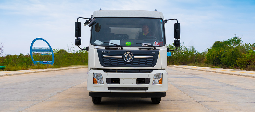 東風(fēng)天錦綠化噴灑車(chē)圖7