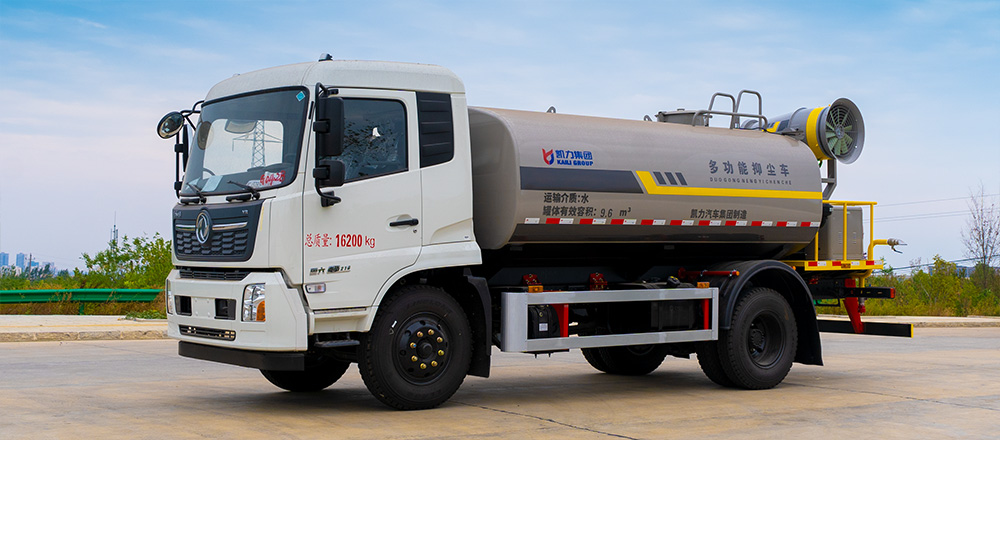 東風(fēng)天錦綠化噴灑車(chē)圖2