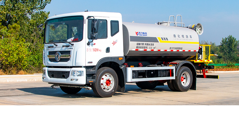 東風(fēng)D9綠化噴灑車圖2