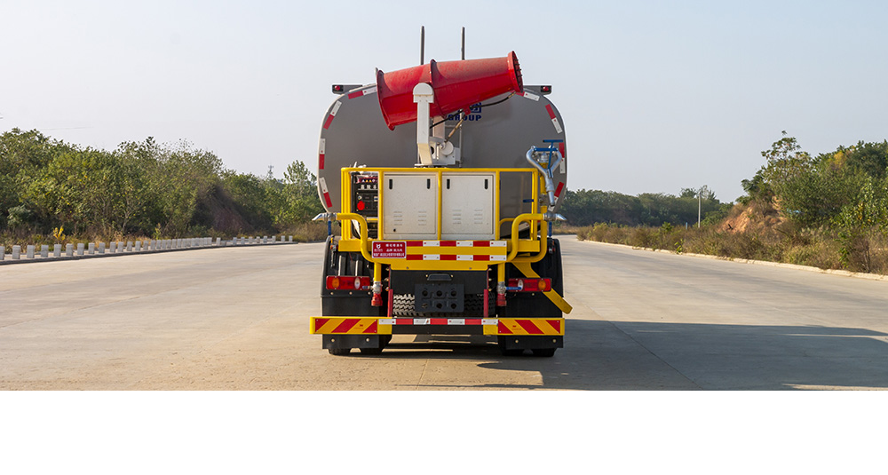 華神T5前四后八綠化噴灑車圖8