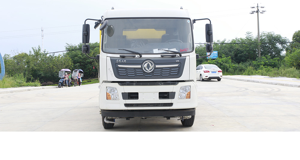 東風(fēng)天錦多功能抑塵車圖7