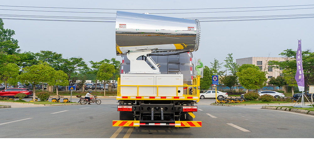 東風(fēng)D9多功能抑塵車圖8