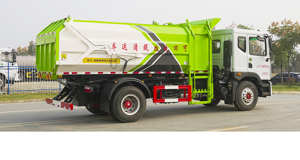 東風(fēng)D9自裝卸式垃圾車 側(cè)裝圖2
