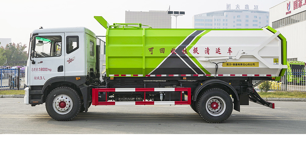 東風(fēng)D9自裝卸式垃圾車 側(cè)裝圖4