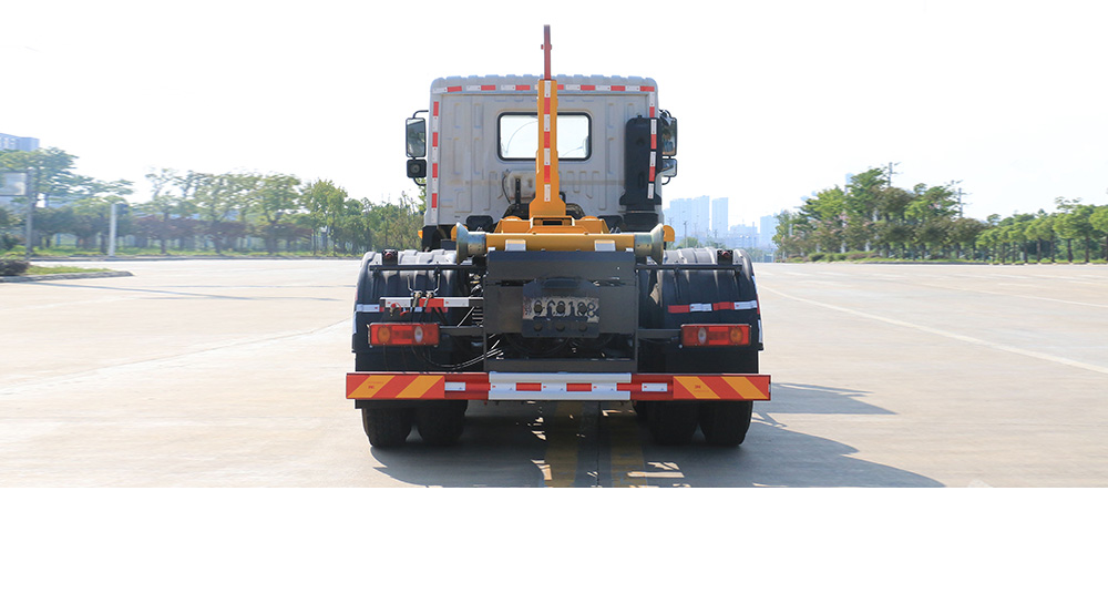 東風華神后雙橋車廂可卸式垃圾車圖6
