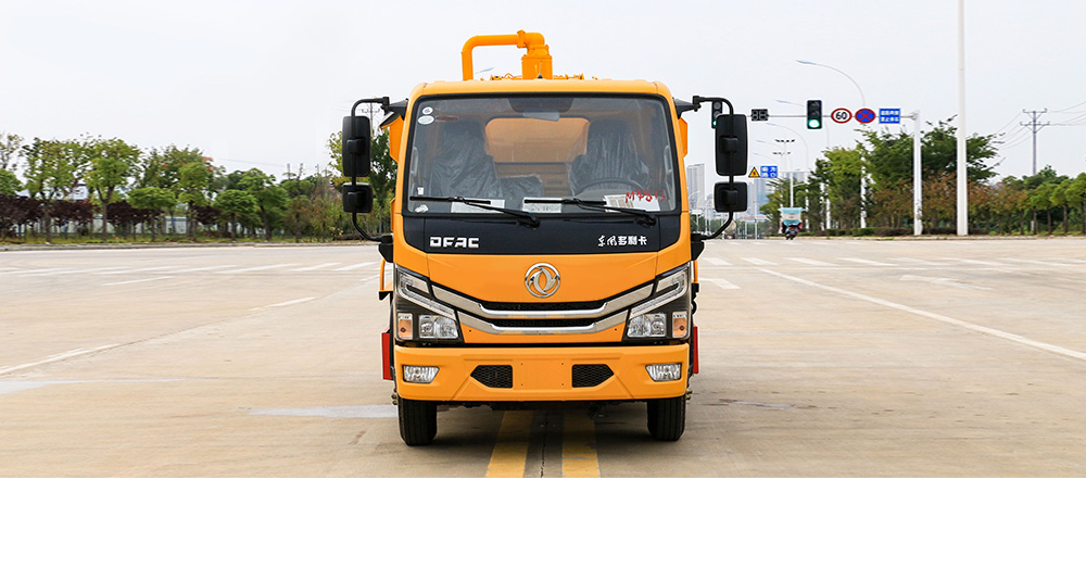 東風小多利卡清洗吸污車（方罐）圖7