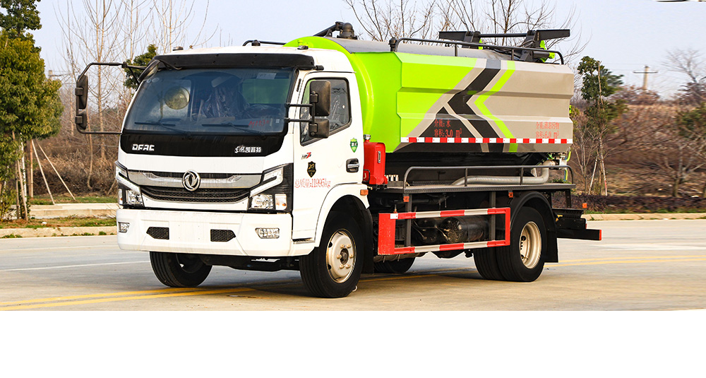 東風(fēng)大多利卡清洗吸污車(chē)（方罐）圖2