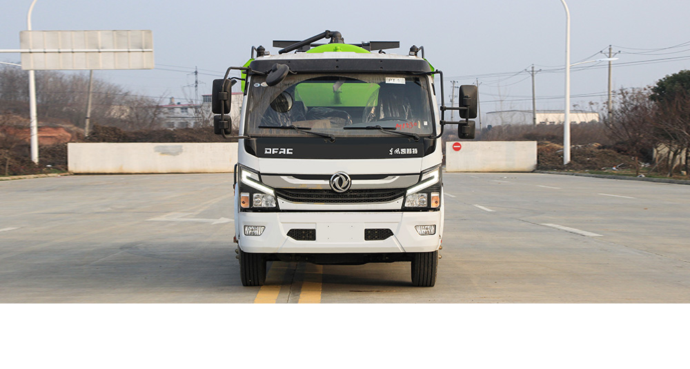 東風(fēng)大多利卡清洗吸污車(chē)（方罐）圖7