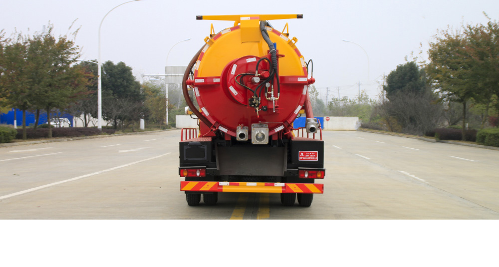 東風(fēng)天錦清洗吸污車圖8