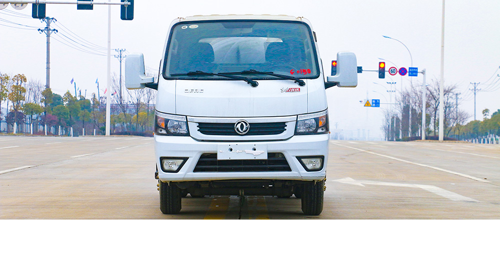 東風(fēng)途逸吸污車圖7