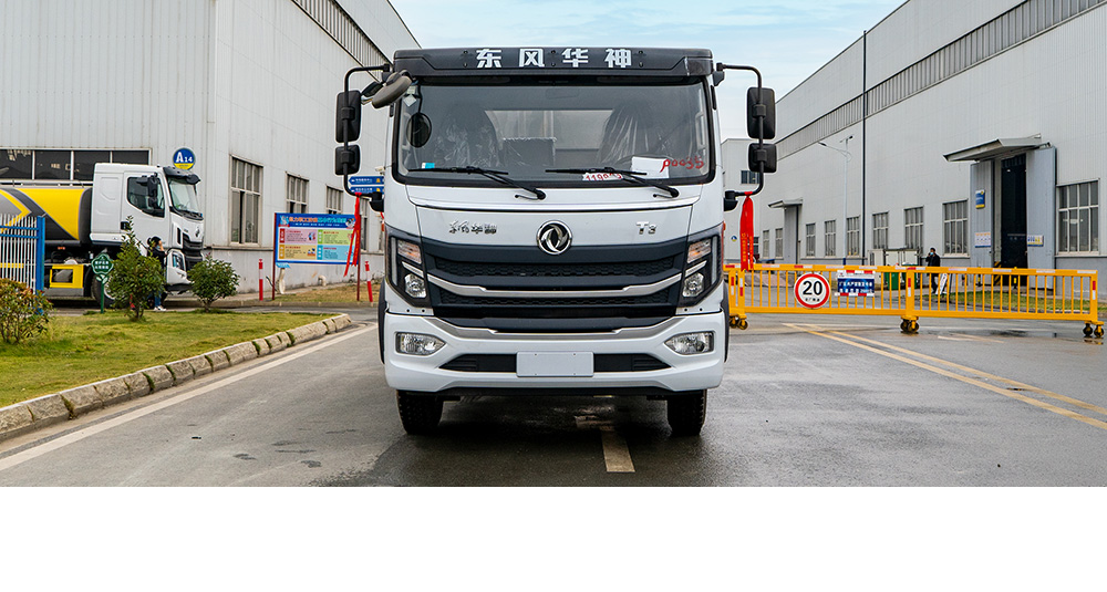 東風(fēng)華神T3吸糞車(chē)圖7